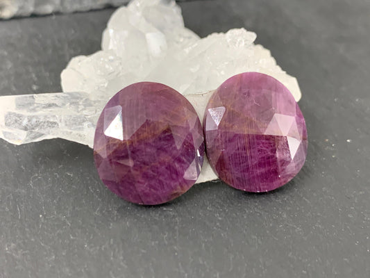 Faceted Ruby pair 14x16x3.5mm cabochon