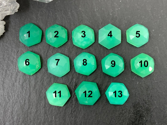 Faceted Chrysoprase hexagon 6mm cabochon
