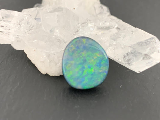 Australian Opal doublet 11x12x3mm cabochon
