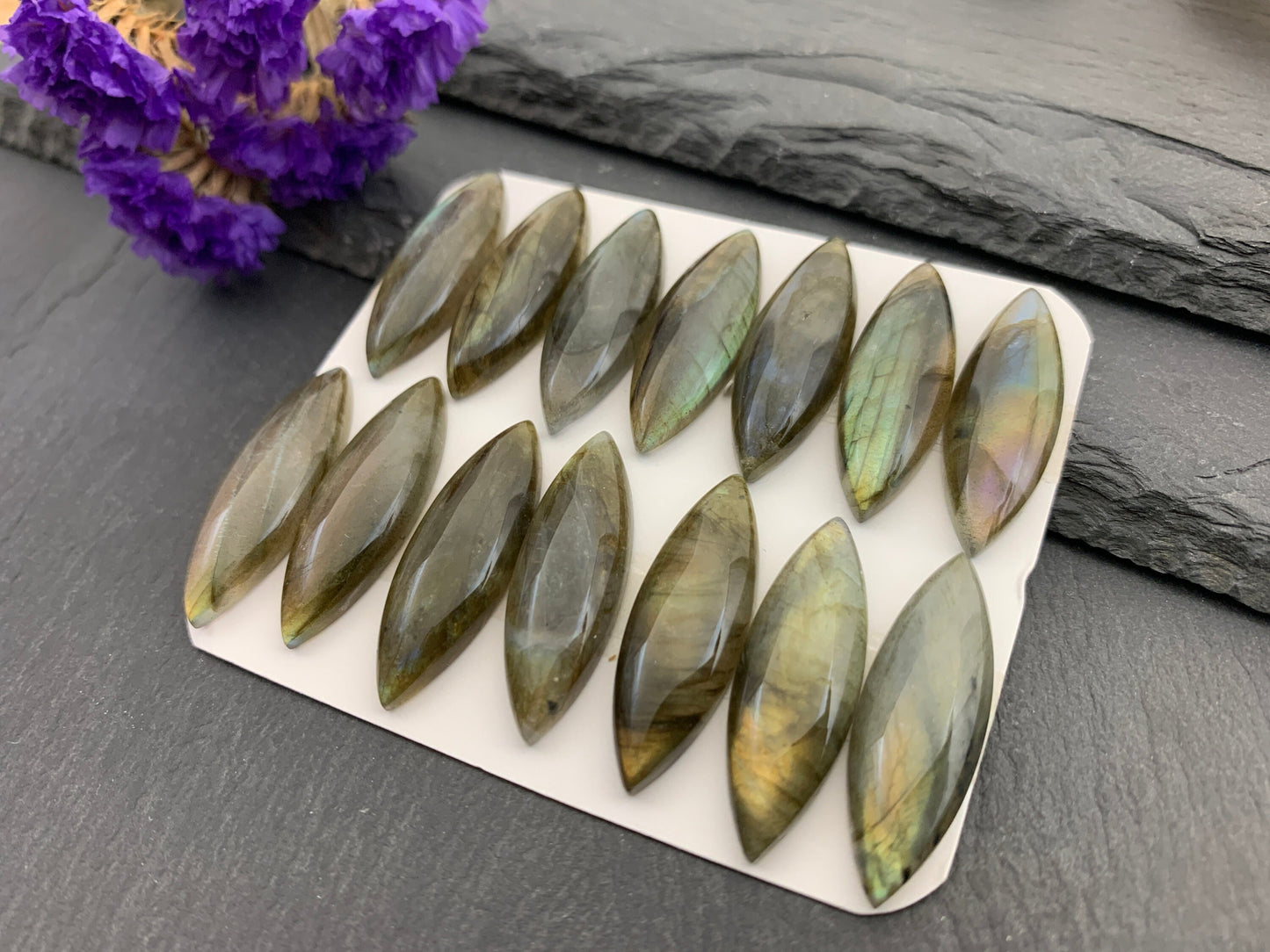 Labradorite marquise  10x30mm Cabochon  - Calibrated Cabochons