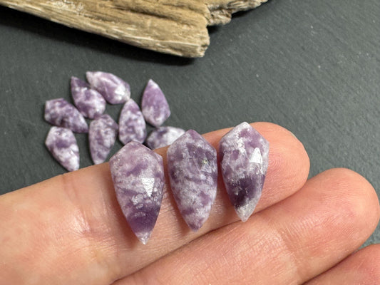 Faceted Lepidolite kite 8x15mm cabochon