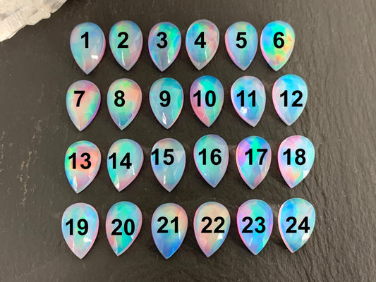Faceted  Aurora Opal pear 8x12mm cabochon - Doublet cabochons - man made Opal