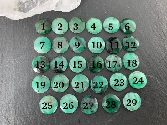 Faceted Emerald round 10mm cabochon