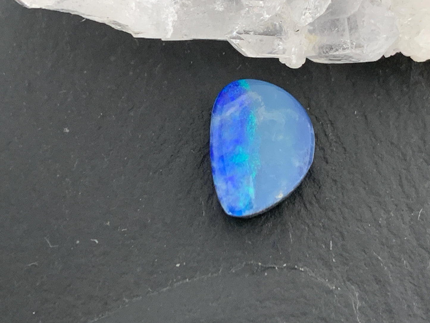 Australian Opal doublet 8x11x5mm cabochon