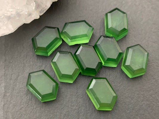 Faceted Serpentine long hexagon 8x12mm cabochon