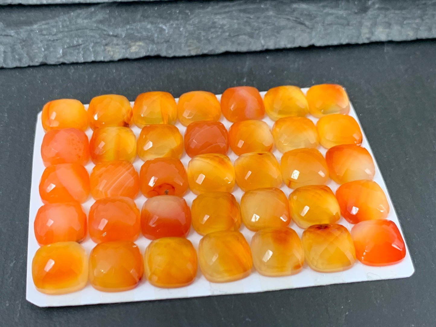 Faceted Carnelian square cushion 10mm cabochon - Calibrated cabochons