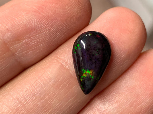 Black Ethiopian Opal pear 9x14x3mm cabochon
