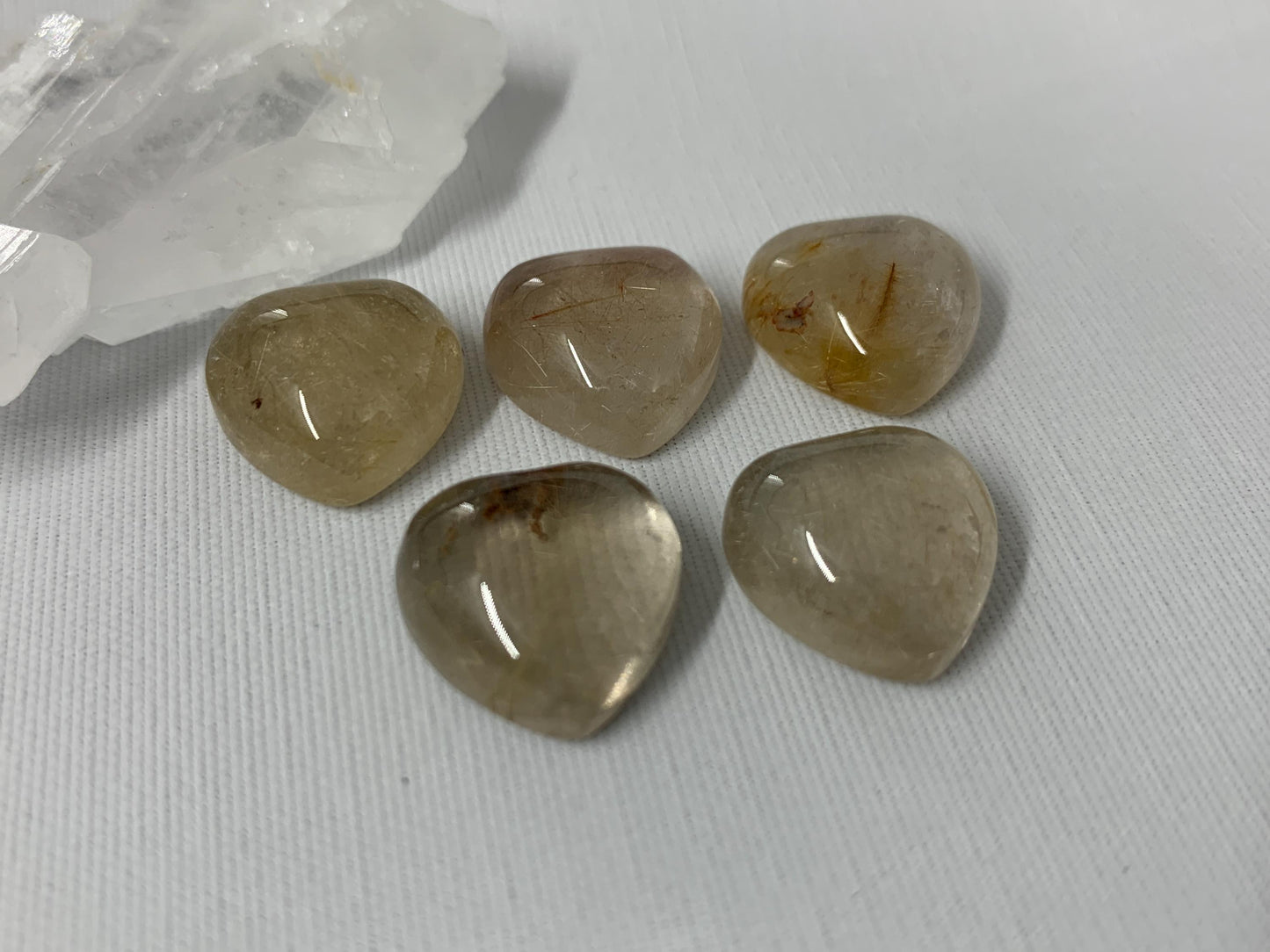 Rutilated Quartz heart 15mm cabochon - Calibrated cabochons
