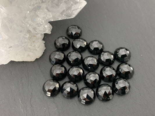 Faceted Black Spinel round 6mm cabochon - Calibrated cabochons