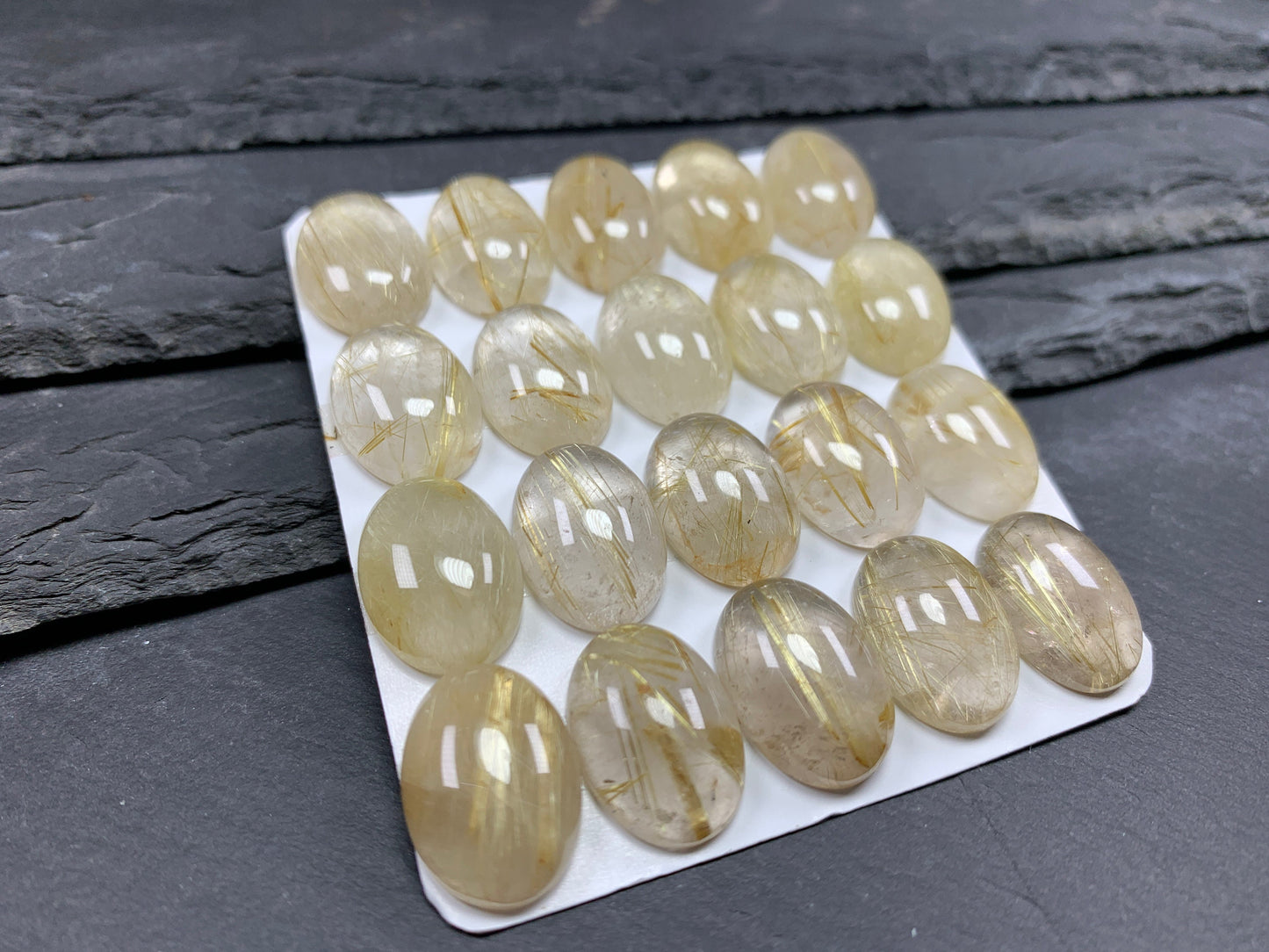 Gold Rutilated Quartz pear 13x18mm cabochon - Calibrated cabochons