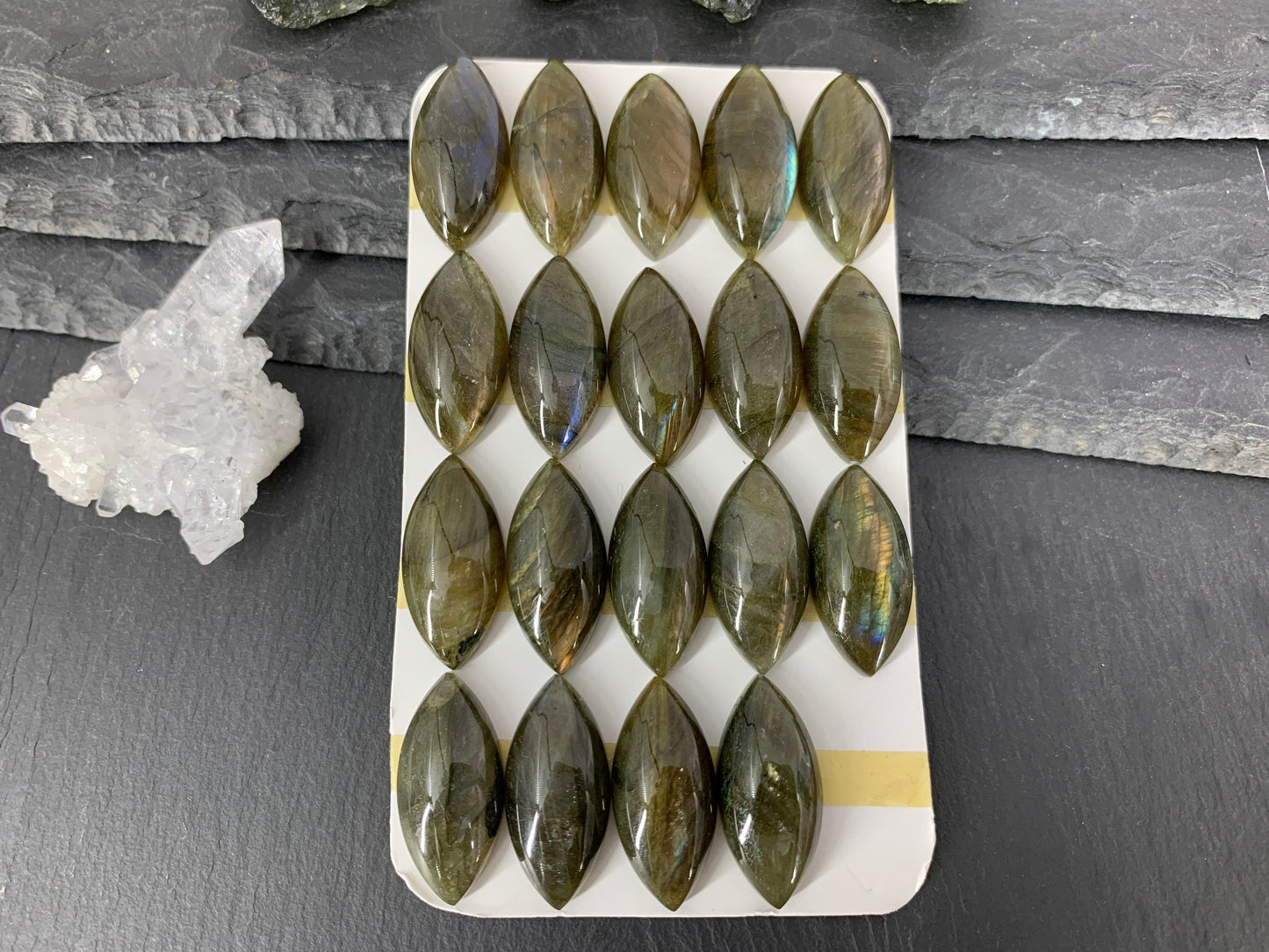 Labradorite marquise  12x25mm cabochon - Calibrated Cabochons