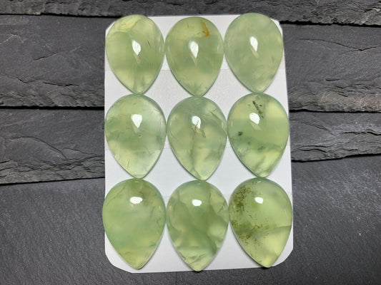Prehnite pear 18x25mm Cabochon - Calibrated cabochons