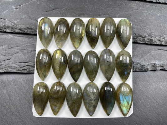 Labradorite pear 10x20mm Cabochon - Calibrated cabochons
