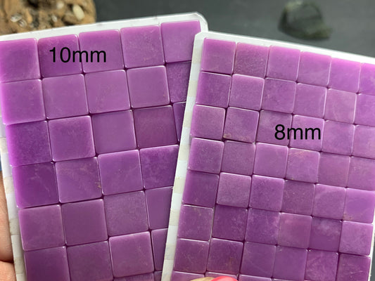 Flat Phosphosiderite square 8 & 10mm cabochon - Calibrated cabochons