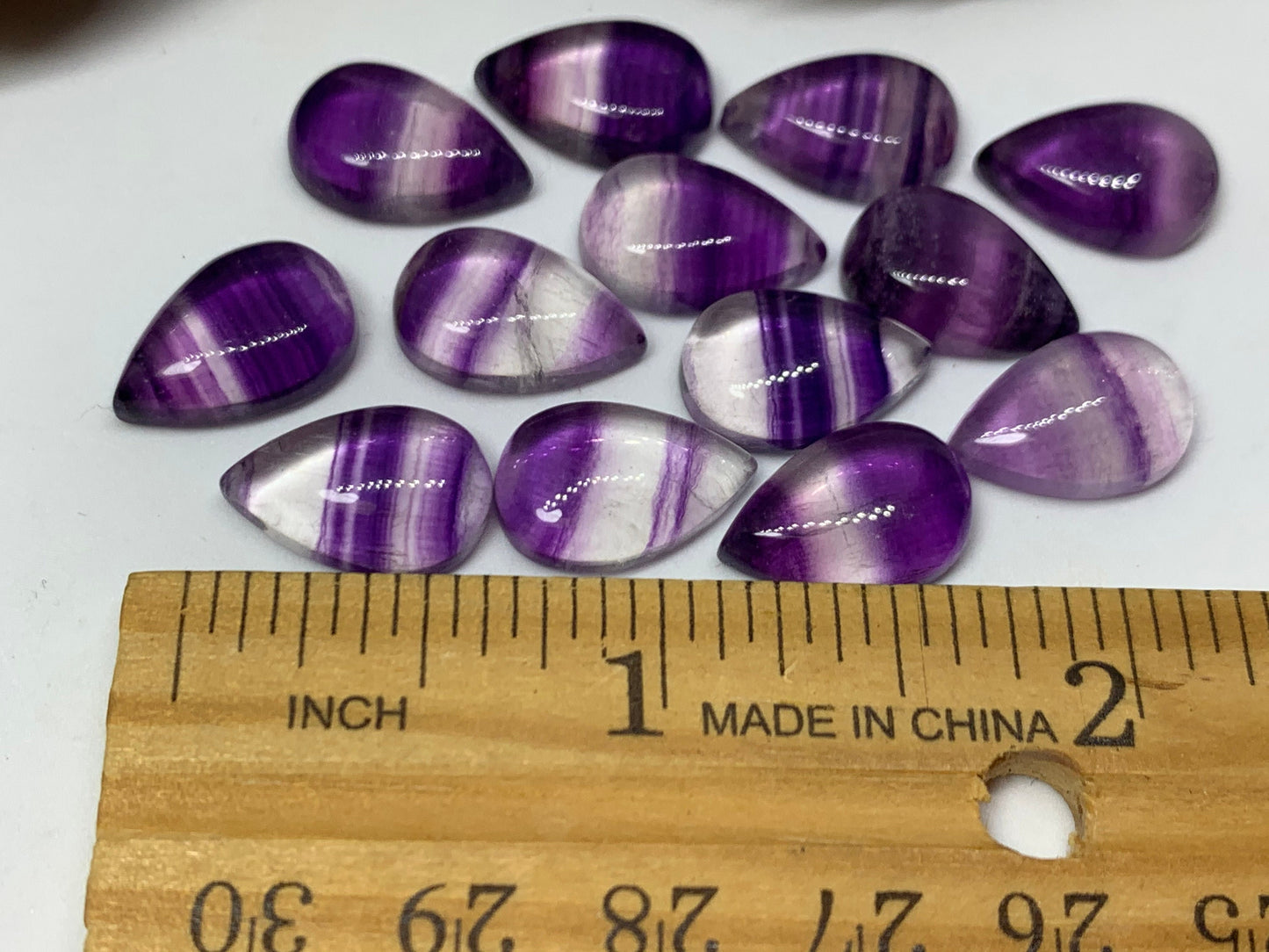 Purple Fluorite pear 10x15mm Cabochon - Calibrated cabochons