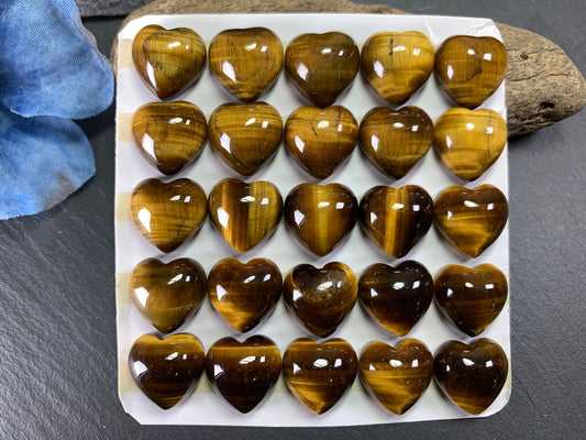 Tiger Eye heart 15mm cabochon - Calibrated cabochons