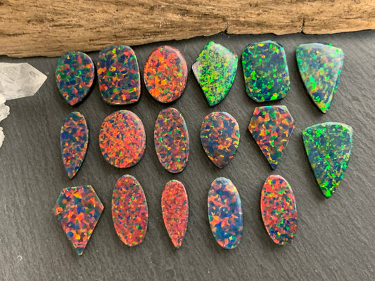 Aurora Opal 16-21mm long pear, oval cabochon - Doublet cabochons