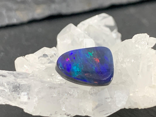 Australian Opal Doublet 7x10x4mm cabochon