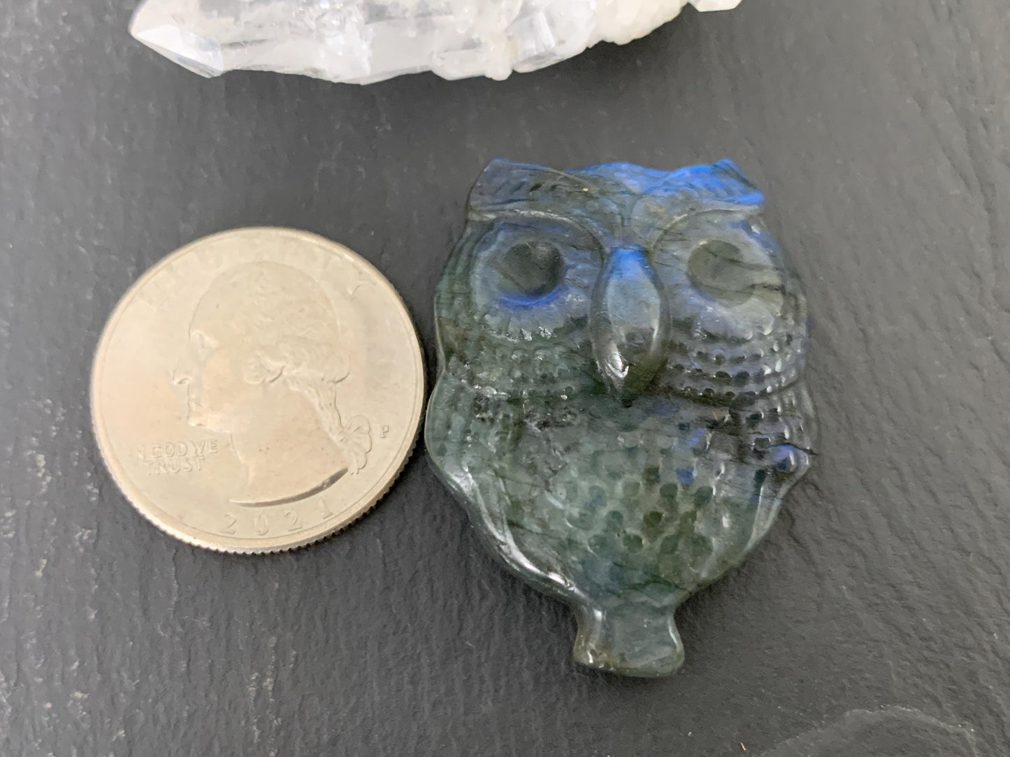 Labradorite owl 28x36mm cabochon carving