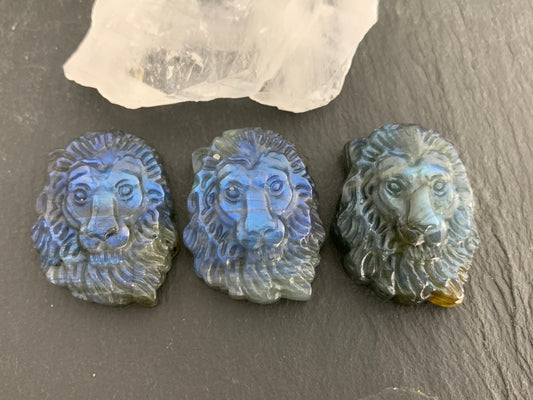 Lion Labradorite carving - Labradorite carving