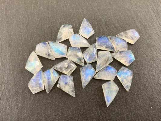 Faceted Rainbow Moonstone kite 7.5x11mm cabochon
