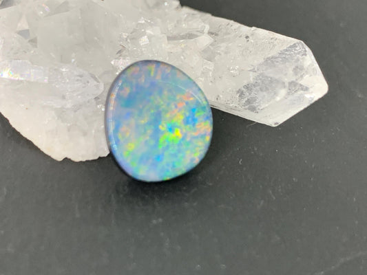 Australian Opal doublet 11x12x3mm cabochon