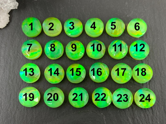 Faceted Aurora Opal round 8mm cabochon - Doublet cabochons