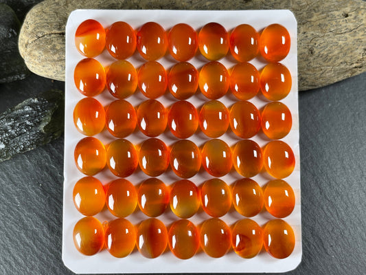 Carnelian oval 8x10mm cabochon - Calibrated cabochons