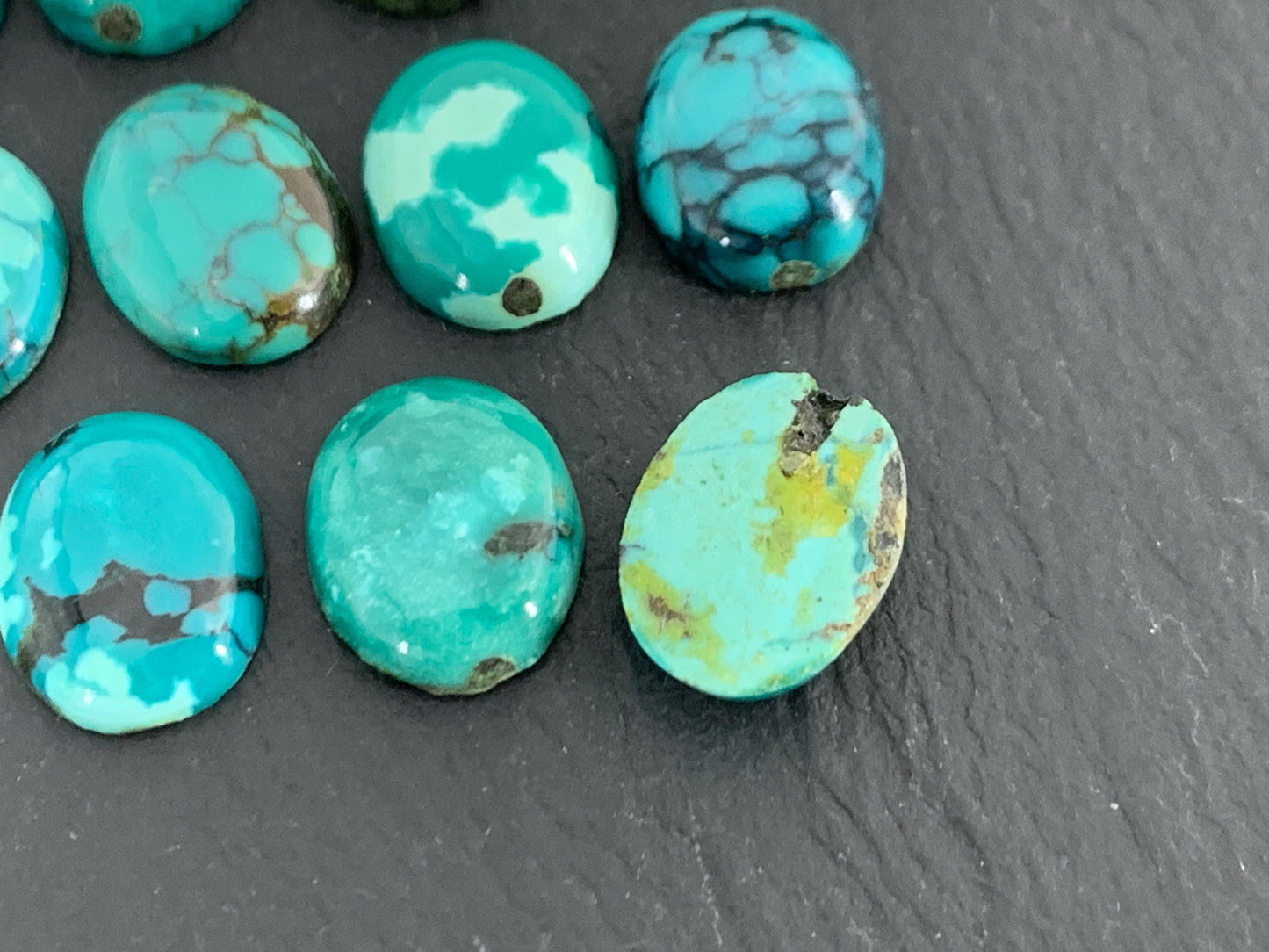Tibetan Turquoise oval 9x11mm cabochon - Select your cabochon