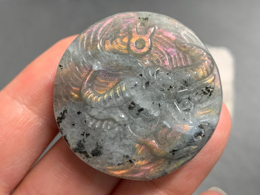 Taurus Purple Labradorite Zodiac Signs - Zodiac Constellations Carving