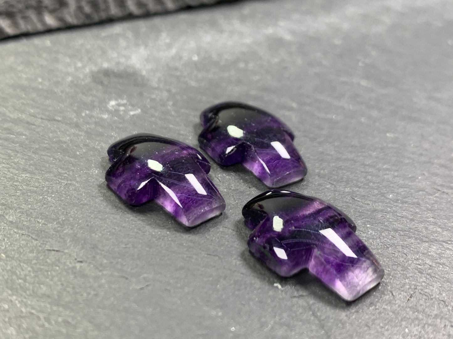 Cross Purple Fluorite Cabochon 12x16mm - Calibrated cabochons
