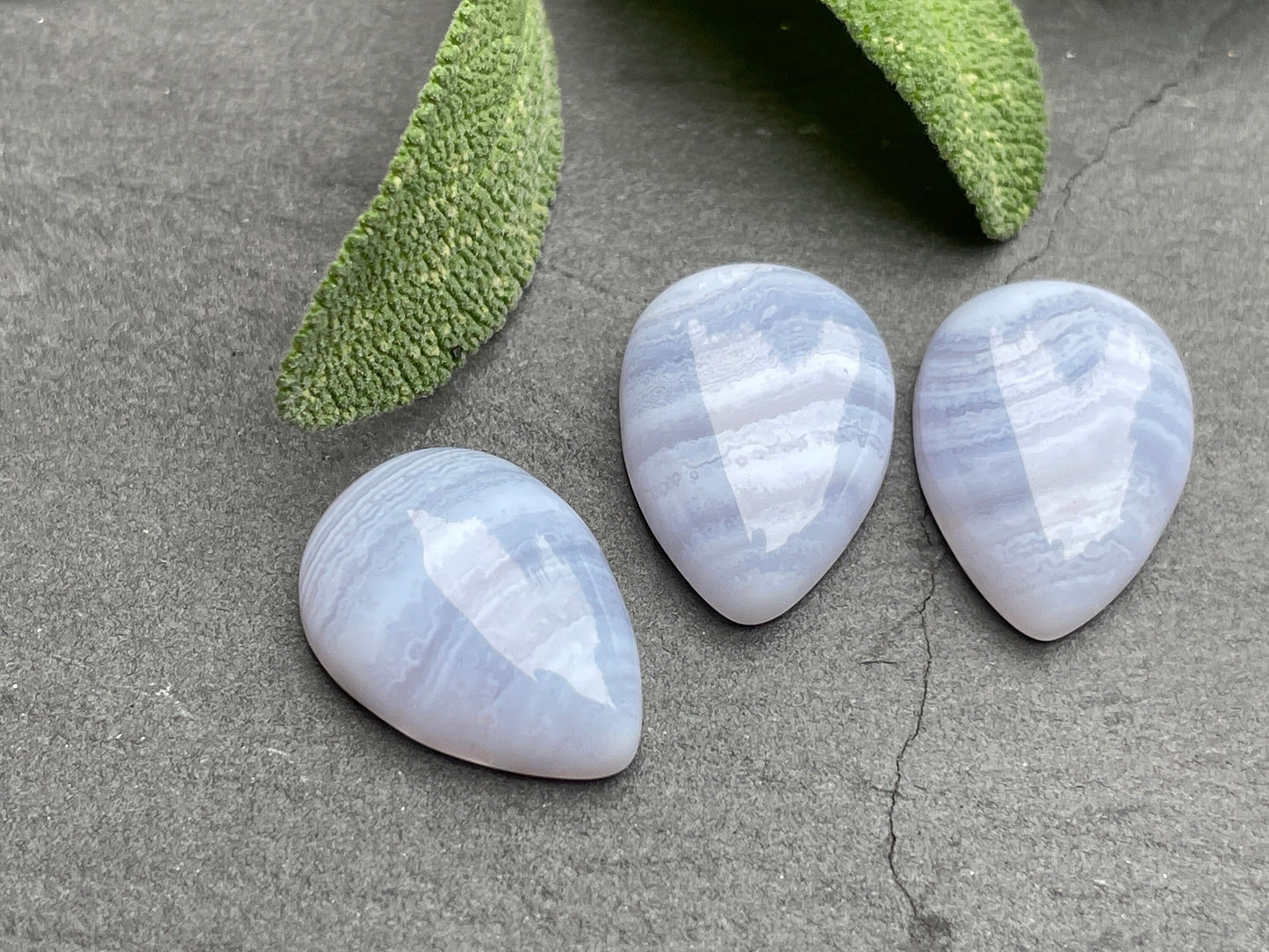 Blue Lace Agate 13x18mm cabochon - Calibrated cabochons