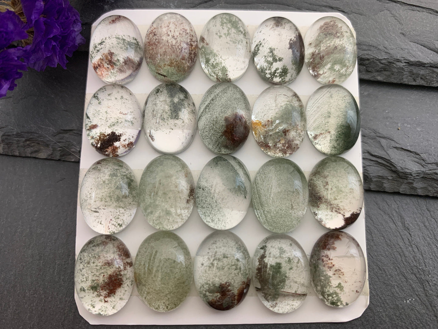 Green Phantom Crystal oval 12x16mm cabochon - Calibrated cabochons