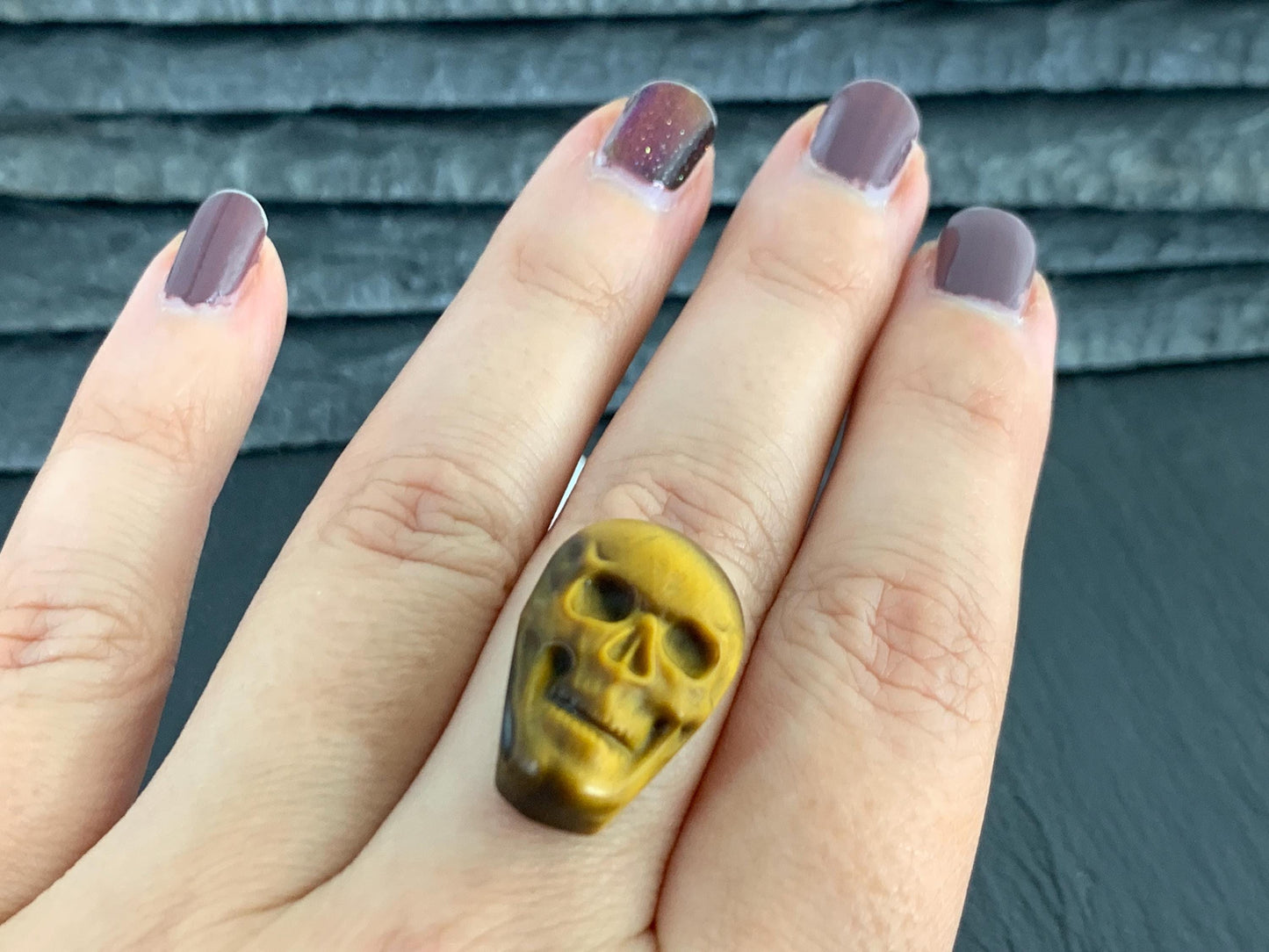 Tiger eye skull 15x22mm cabochon