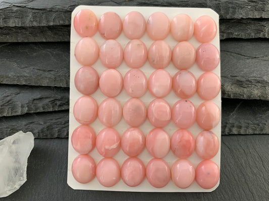 Pink Opal oval 10x12mm cabochon - Calibrated cabochons