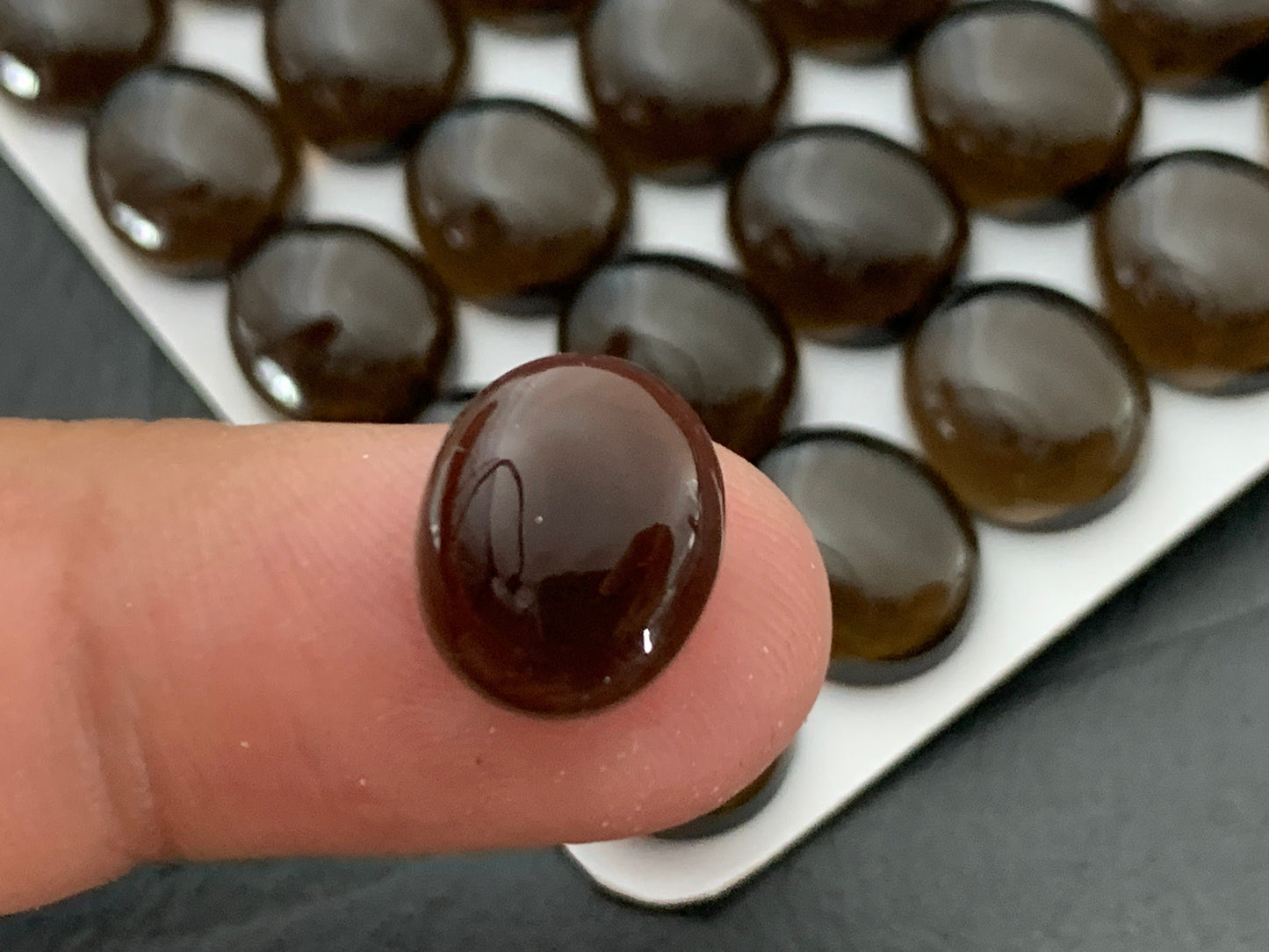 Smokey Quartz oval 10x12mm cabochon - Calibrated cabochons   es