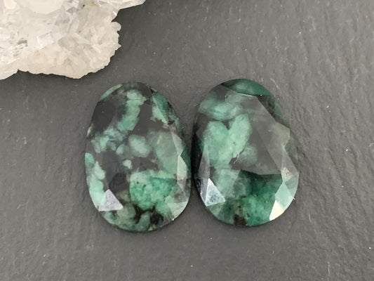 Faceted Emerald Oval Pair 13x18x4mm cabochon