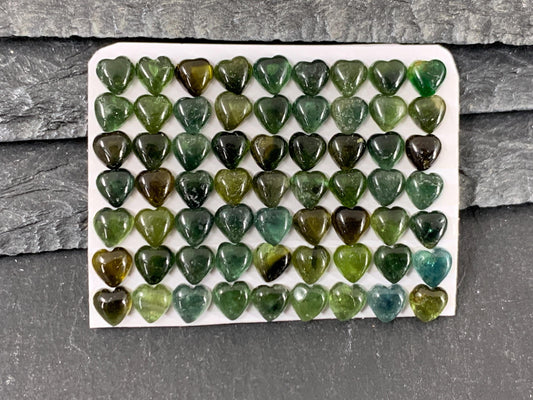 Green Tourmaline heart 5mm cabochon - Calibarted cabochons