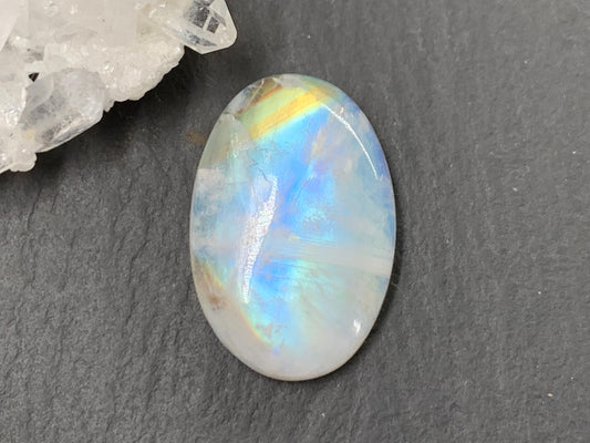 Rainbow Moonstone oval 23x16x6mm cabochon