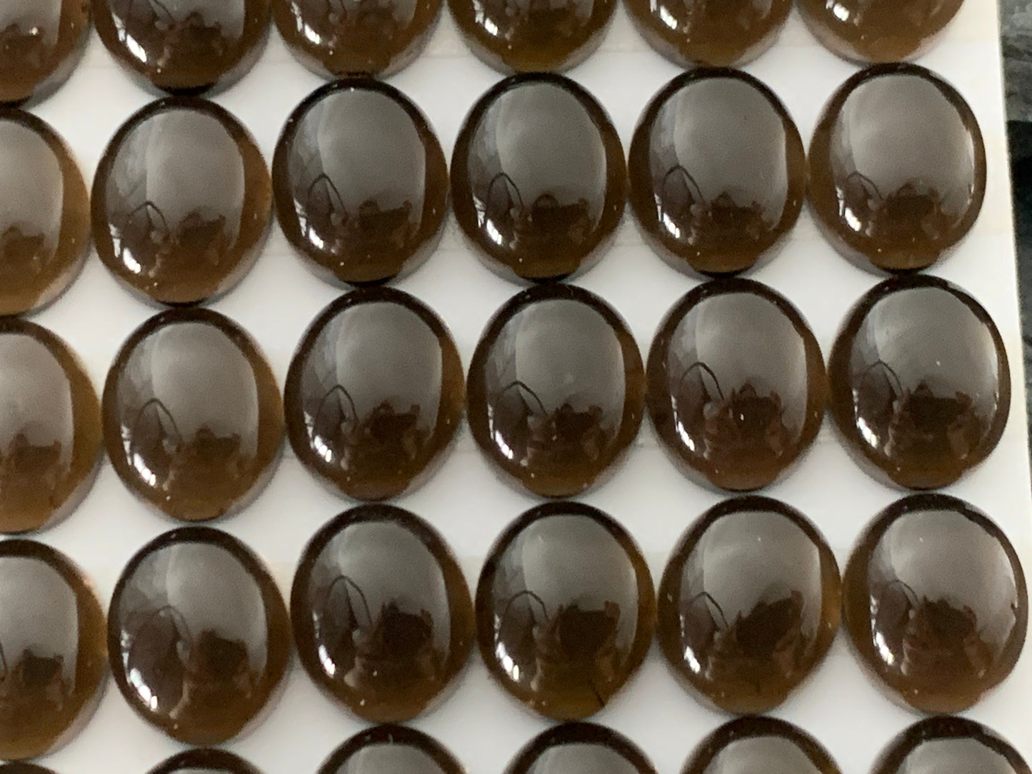 Smokey Quartz oval 10x12mm cabochon - Calibrated cabochons   es