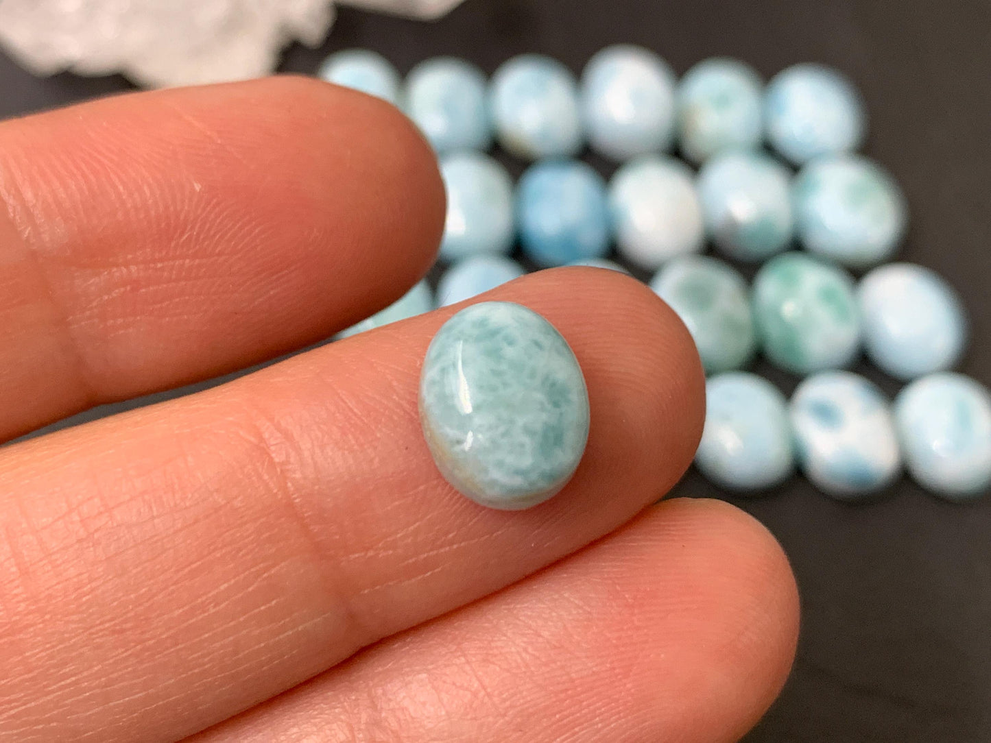 Larimar oval 8x10mm cabochon