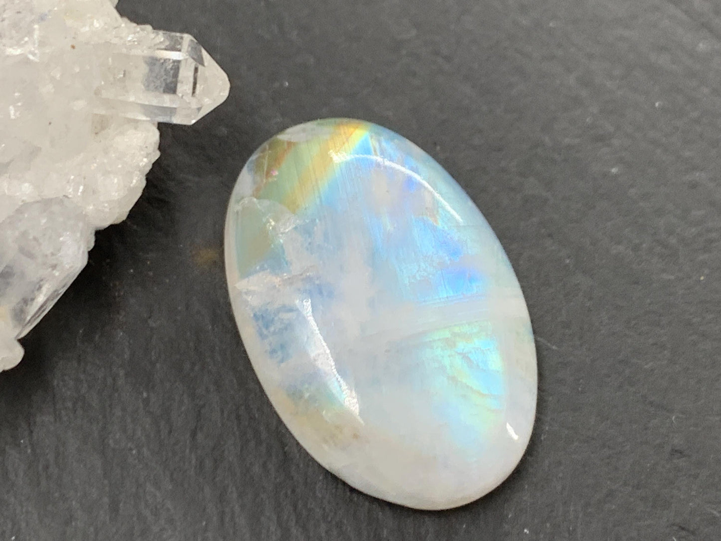 Rainbow Moonstone oval 23x16x6mm cabochon