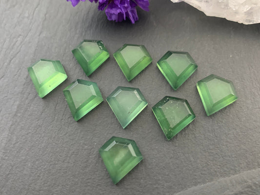 Faceted Serpentine diamond 12x12mm cabochon