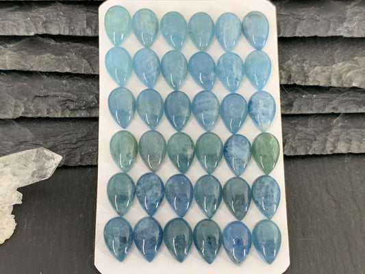 Aquamarine pear 8x12mm cabochon - Calibrated cabochons