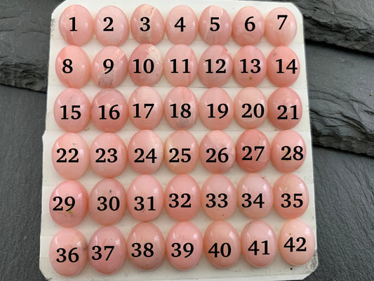 Pink Opal oval 8x10mm cabochon - Calibrated cabochons