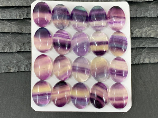 Purple Fluorite oval 13x18mm cabochon - Calibrated cabochons