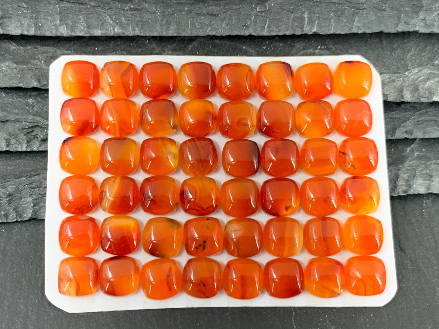 Carnelian square cushion 8mm cabochon - Calibrated cabochons