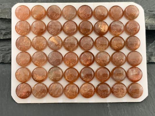 Sunstone round 8mm cabochon - Calibrated cabochons