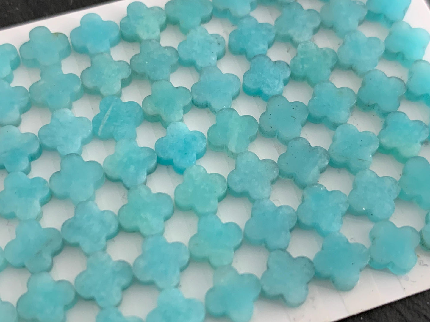 Flat Amazonite clover 6mm cabochon - Calibrated cabochons