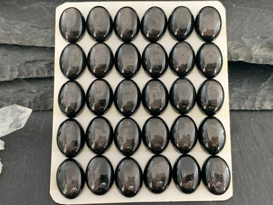 Hypersthenes oval 10x14mm cabochon